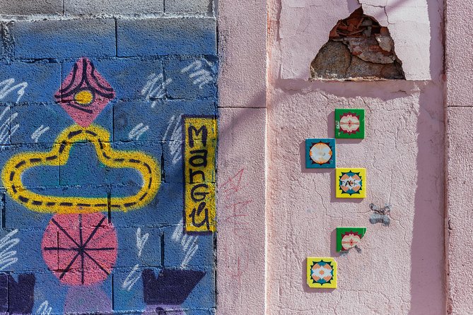 Off the Beaten Track in Porto: Private City Tour - Where you meet (and why that’s actually convenient)