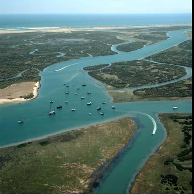 Olhão: Ria Formosa 2 Islands Boat Tour - Ilha do Farol: lighthouse photos and classic Algarve houses