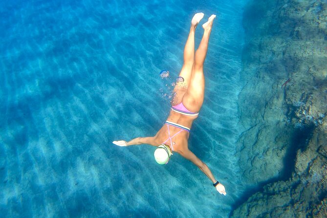 Open-Water Swimming in Madeira - What the 1-hour plan feels like: warm-up, swim time, and hot tea