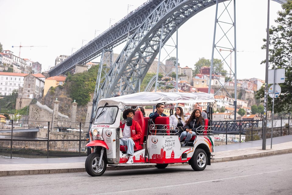 Oporto Tuk-Tuk Tour: Fast, Fun & Flexible – 1H to Full Day! - Ribeira and the Douro riverfront: why this section is the payoff