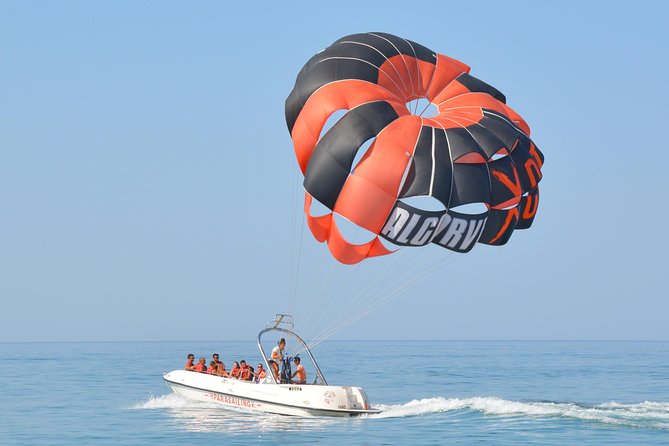 Parasailing from Vilamoura - The views you’re buying: Algarve coastline from new height