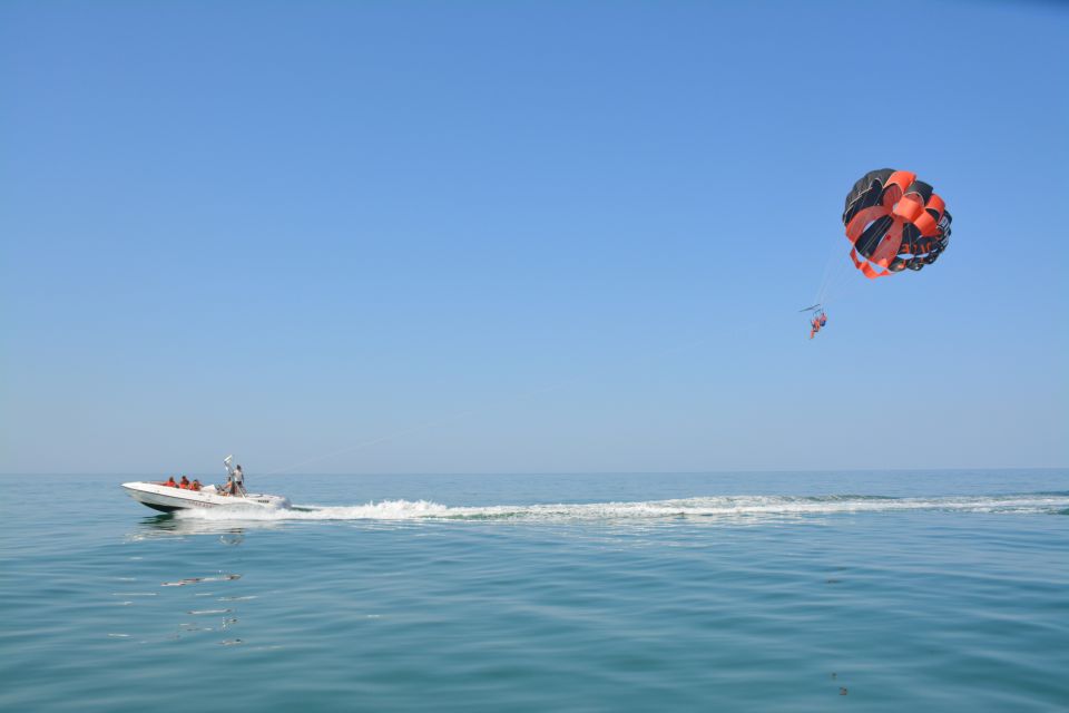Parasailing Vilamoura - Views over Vilamoura and Quarteira: what you actually see from up there
