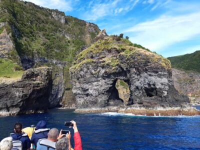 Passeios Turísticos: Trip to Corvo by Boat - Small-group pacing with skipper-led route and multilingual guide support