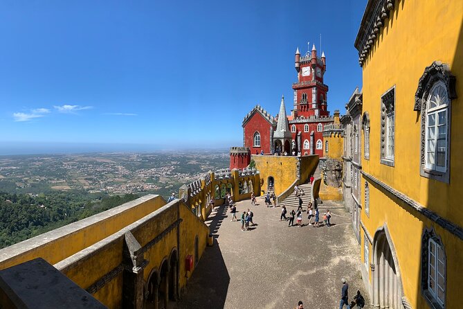 Pena Palace and Cape Town: Private Half Day Tour - Choosing your photo and view strategy at Pena