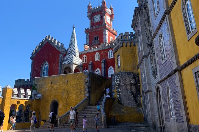 Pena Palace and Cape Town: Private Half Day Tour - Guide quality: the difference between a good day and a great one