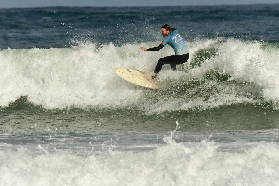Peniche:Surf lessons Beginners ,Intermediate, advance level - Gear You Can Count On: Board, Wetsuit 4.3, and Included Insurance