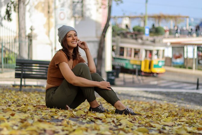 Photoshoot with a Local Professional Photographer in Lisbon - Key highlights at a glance