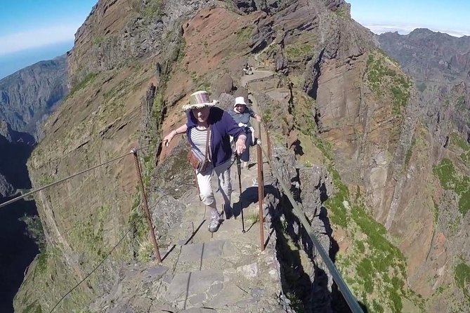 Pico Arieiro To Pico Ruivo / Highest Peak Challenge - Price and entrance fees: what you pay, what you don’t