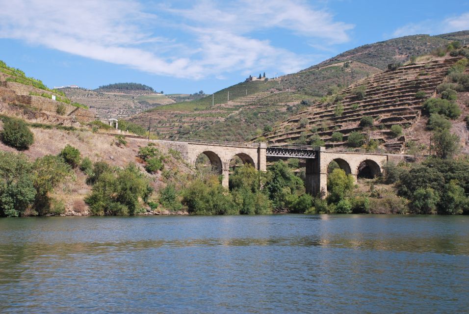 Pinhão: 4 Hour Douro Valley Kayak Rental - The setup: what you actually get in your hands