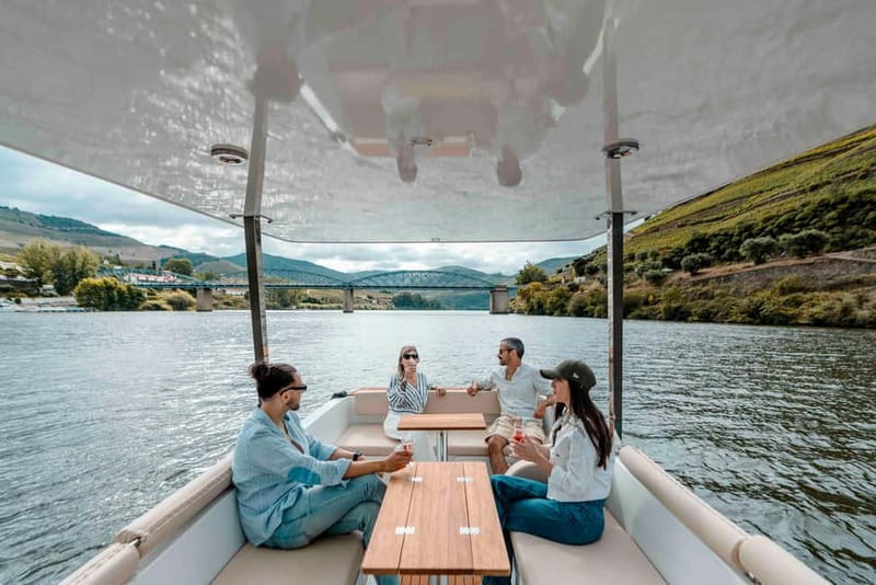 Pinhão: Douro River Solar Boat Tour with Wine Tasting - On-board comfort: Wi‑Fi, music, and photo-friendly movement