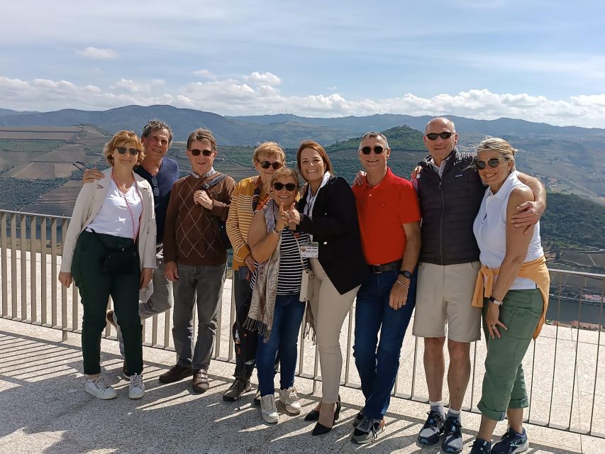 Pinhão: Douro Valley with Wine Tasting, Boat Trip and Lunch - Quinta tastings: Port and DOC Douro, with real learning built in