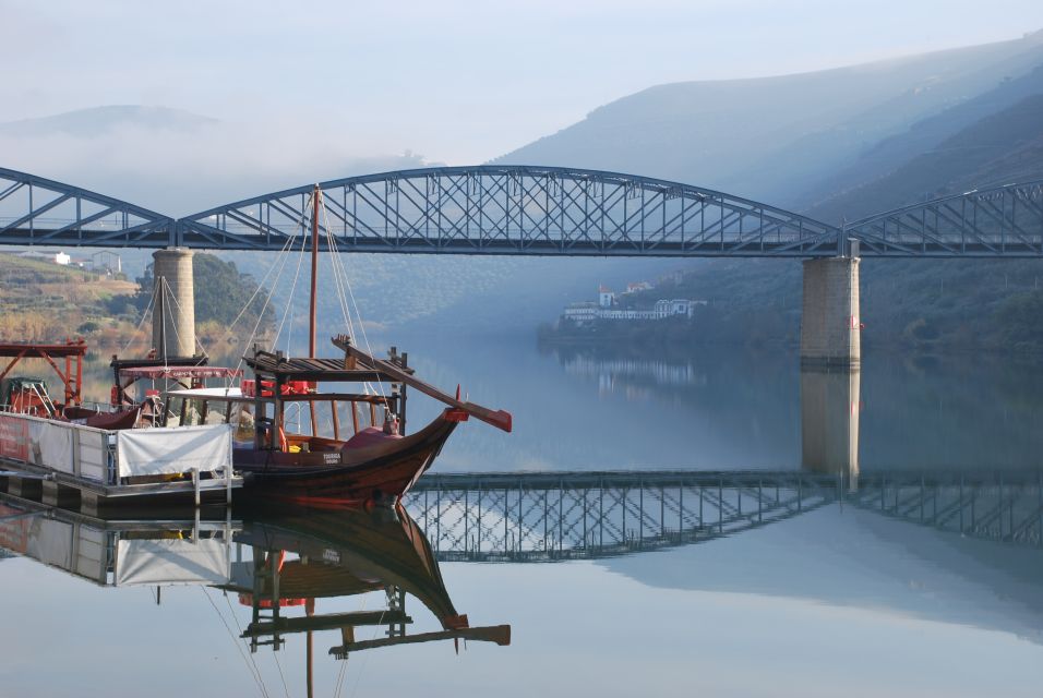 Pinhão: Private Rabelo Boat Tour along the River Douro - Timing and what the 1-hour format really means