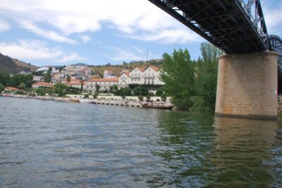 Pinhão: Rabelo Boat 1-Hour Tour - Key things to know before you go