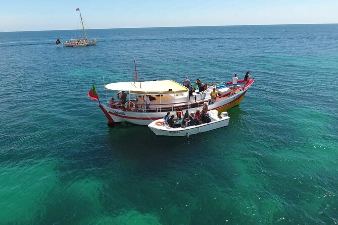 Ponta da Piedade Costal cruise and Caves-2h - Ponta da Piedade Caves: A Straightforward 2-Hour Hit of Coastline