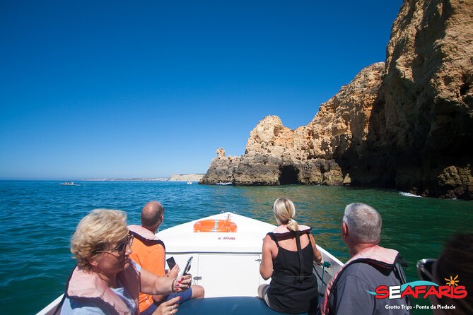 Ponta da Piedade Grotto Tour - Meeting point and how to arrive without stress