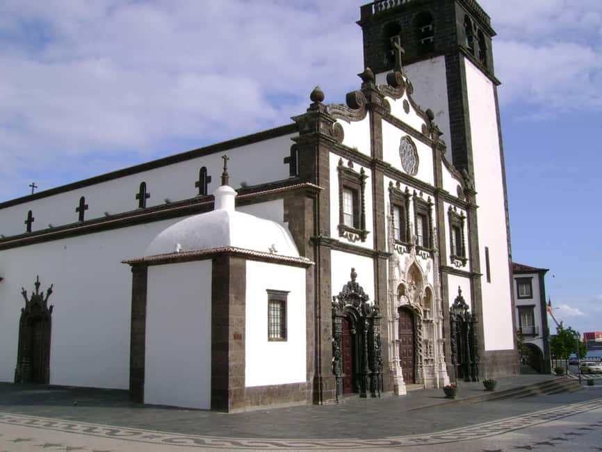 Ponta Delgada Cultural Walk - Where the walk starts: Campo de São Francisco to Portas da Cidade