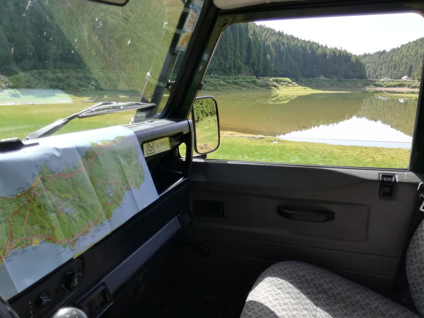 Ponta Delgada: Full-Day Sete Cidades 4X4 Tour with Lunch - From Ponta Delgada to Sete Cidades: the Defender pickup day