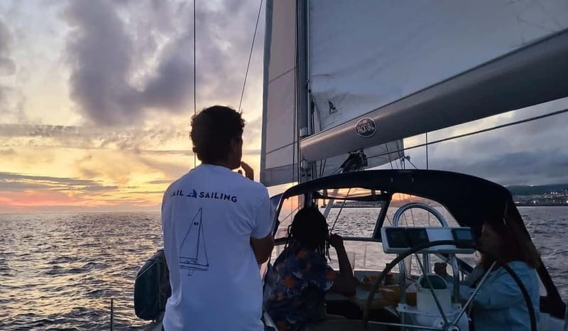Ponta Delgada: Private Sunset Tour with Snacks and Drinks - The return ride: sunset light, photos, and calm sailing