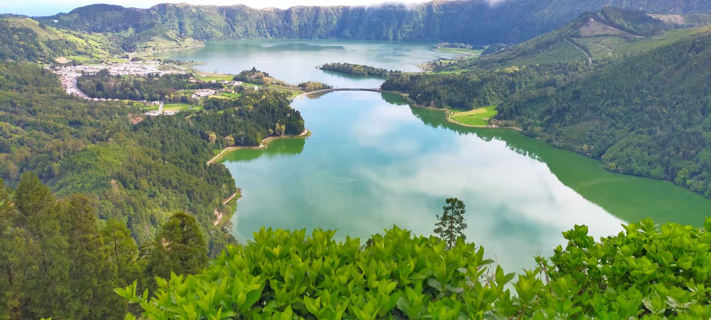 Ponta Delgada: Sete Cidades Volcano Lakes Shore Excursion - Sete Cidades Village: Walk the Blue Lake Shore and Choose Your Pace