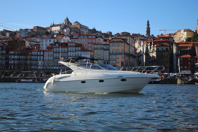 Port : 6 Bridges Private Yacht Cruise with Local Wine & Snacks - Key highlights you’ll actually care about