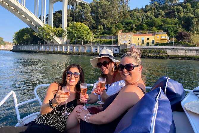 Port : Private Cruise in the Douro — 6 Bridges & Sunsets - Key highlights at a glance