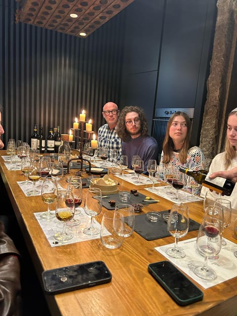 Port Wine class with 3 or 5 Port tasting and pairings - What you’ll taste: White Port, Tawny, Ruby Reserve, and LBV