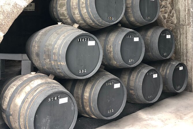 Port Wine Tour | 3 Cellars | 7 Tastings | 12 Participants Maximum - The tasting lineup: how to compare 7 ports like a pro