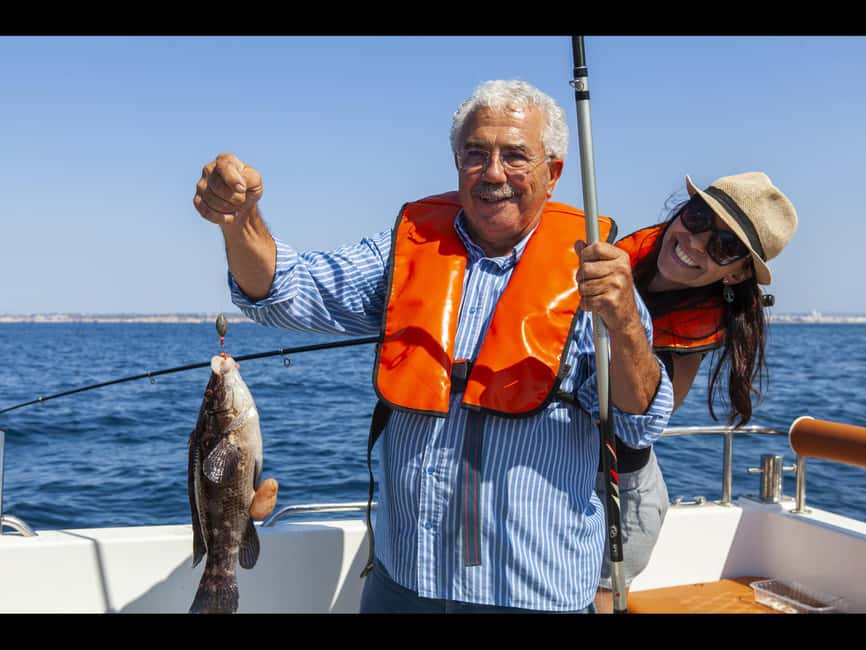 Portimão: Algarve Reef Fishing - Arrive at Portimão and get ready to fish for real