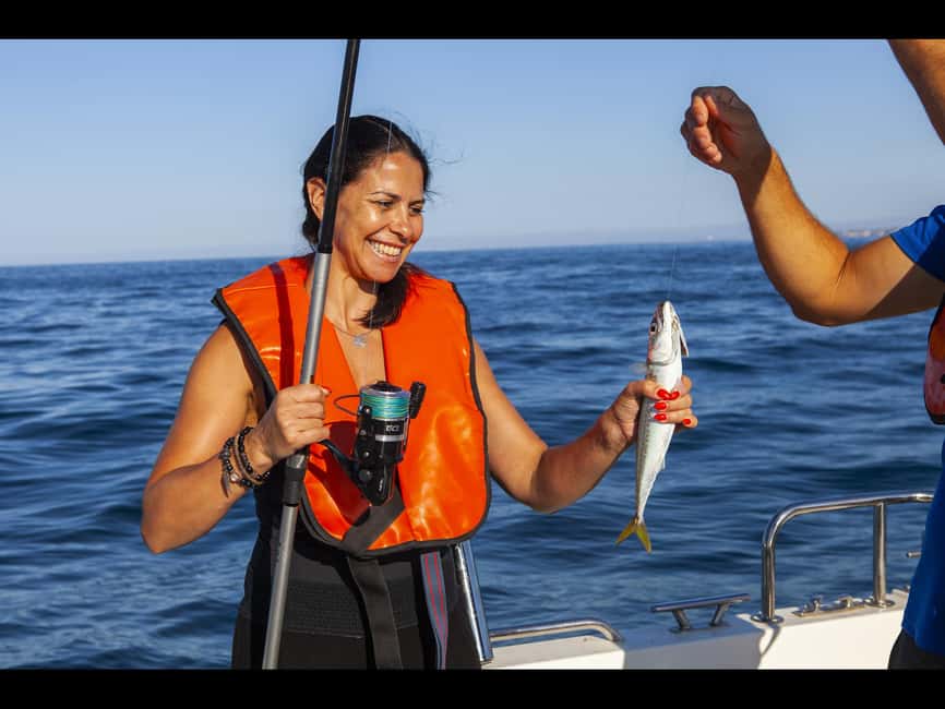 Portimão: Algarve Reef Fishing - Cast, wait, and learn: how a 4-hour reef session plays out