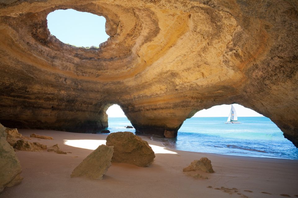 Portimao: Benagil Caves & Coastline Cruise - Portimão Marina Start: finding the boat and setting the mood