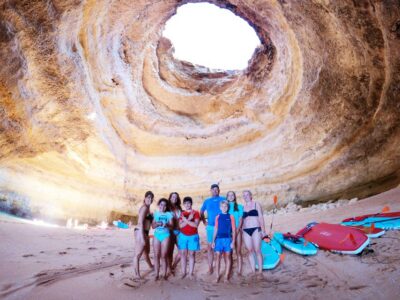 Portimão: Benagil Caves Speedboat and Kayak Guided Tour - Portimão Marina meet-up: show up early, and keep it simple