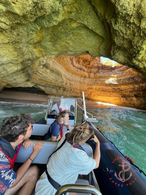 Portimao: Boat trip to the Benagil Cave - What to bring and what to watch for
