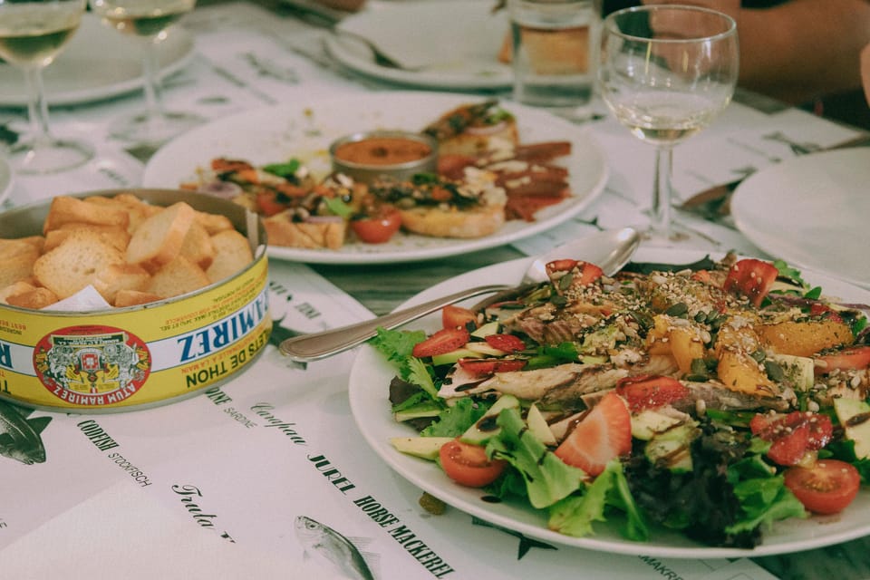 Portimão: Guided Local Food Tour - Vegetarian Options, Vegan Limits, and Food-Preference Reality