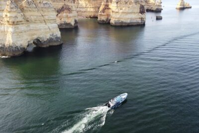Portimão : Private Boat Tour through the Caves DE Benagil - Benagil Beach, Carvoeiro, and Ferragudo: why the other stops aren’t filler