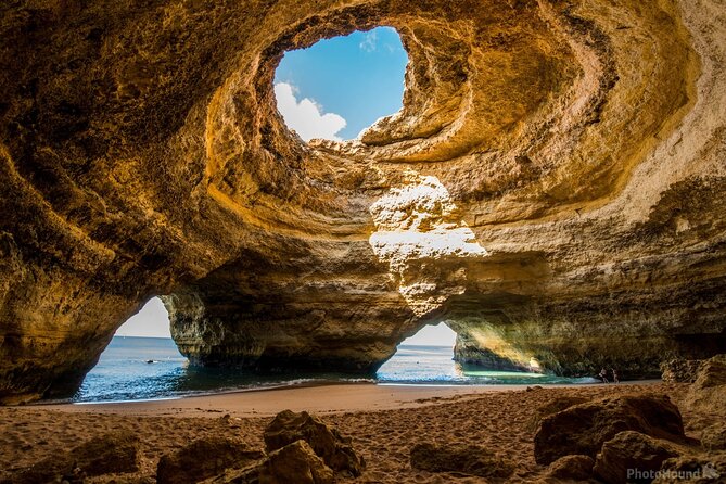 Portimão to Benagil: Adrenaline Wave 90 Minutes Cave Tour - Key highlights at a glance