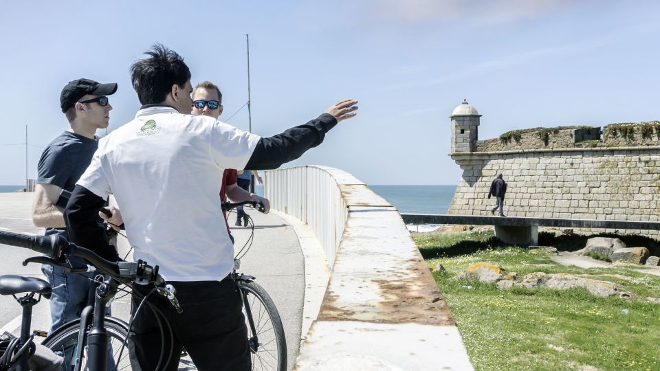 Porto: 3-Hour Bike Tour - How the Guide Makes the Difference (Pedro, Clara, Hélio Examples)