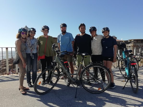Porto: 3-Hour Old Town & Riverside Bike Tour - Guided Experience - Dom Luís I Bridge viewpoints and the Porto–Gaia connection story