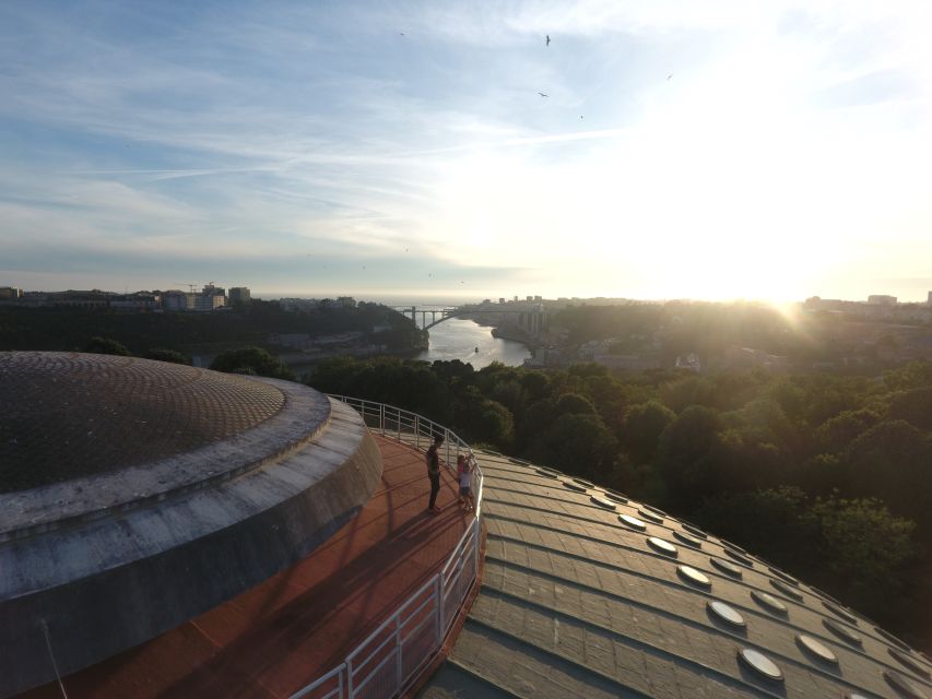 Porto 360 45 ' guided tour to Super Bock Arena - The climb to the dome: 150 steps and a 360º turn