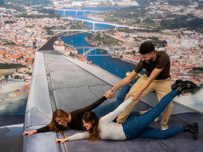 Porto: 3D Fun Art Museum Porto Entry Ticket - Entering the frame: how the interactive illusions work