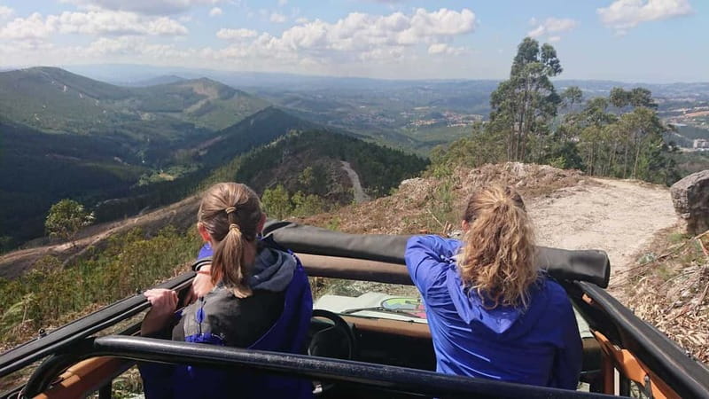 Porto: 4x4 Mountain Tour - The River Ferreira quiet break and the local bar aperitif