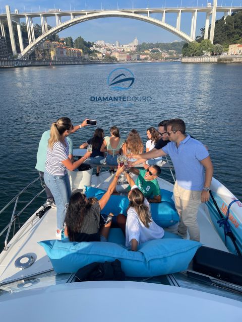 Porto: 6 Bridges Cruise, Welcome Drink & Sunset Option - Seeing Gaia and Porto together without the traffic headache