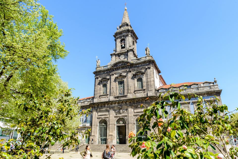 Porto Card Walker (1, 2, 3 or 4 Days) - Where you pick up the card in Porto