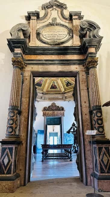 Porto Cathedral Guided Tour with Entrance Tickets - Key highlights at a glance