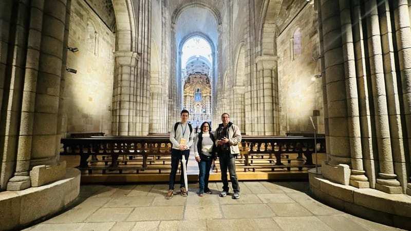 Porto Cathedral Guided Tour with Entrance Tickets - Upper levels and the tower views: seeing Porto from the right angle