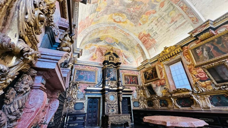 Porto Cathedral Guided Tour with Entrance Tickets - Price and value: why $19 often feels fair here