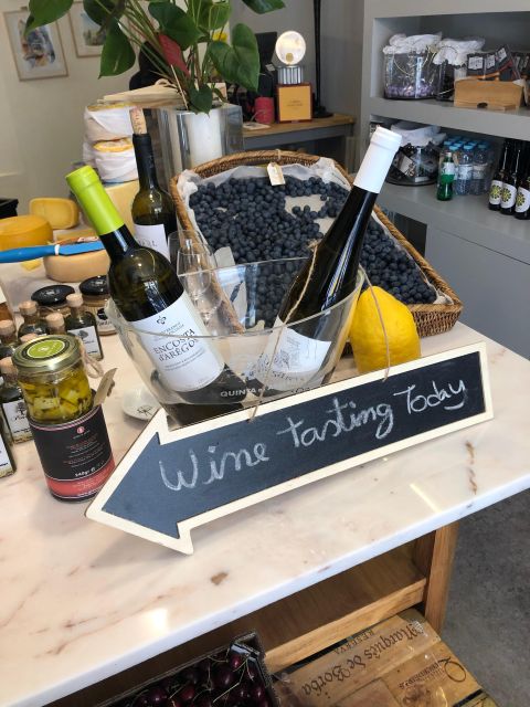 Porto: Cheese and Port Wine Tasting in a Unique Place - The Expert Angle: Learning the Why Behind Portuguese Cheese and Wine