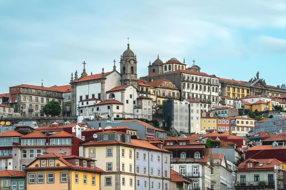 Porto: City Center Walking Tour - Livraria Lello: a famous bookshop for its architecture and myth