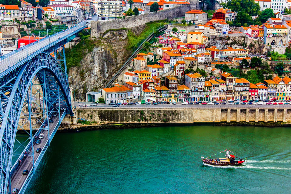 Porto City Full Day Minibus Tour, Wine Tasting & Six Brigdes - Meeting Point and Timing: Start Where Porto Gets Its Bearings