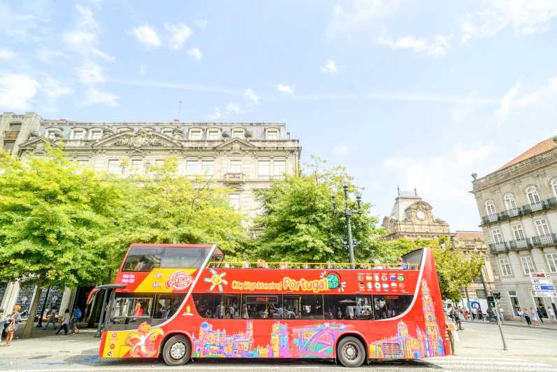 Porto: City Sightseeing Hop-On Hop-Off Bus Tour - Blue Line Stops: Jardim do Morro Views, Shopping, and Wine Stops