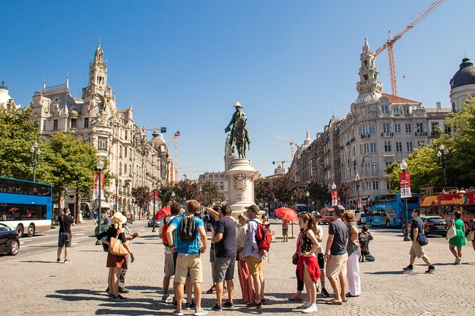 Porto City Tour Full Day with Lunch and Six Bridges Cruise - Private basis - Lunch in Porto: francesinha option, drinks included, and dietary control